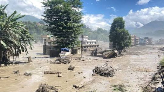 भोटेकोशी बाढीः दुई हजार ७१५ जनाको उद्धार