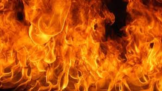 डोटीको के.आई.सिंहमा आगलागीबाट एक घर जलेर नष्ट