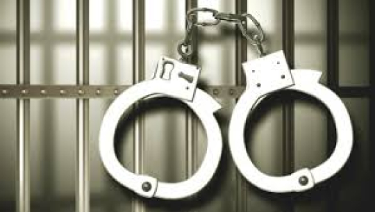 कञ्चनपुरमा लागूऔषध र किर्ते मुद्दामा फरार ५ जना पक्राउ