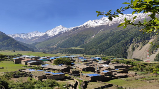 दार्चुलाको छाङरुमा सौर्य मिनि ग्रिड सञ्चालन, १२० घरधुरीमा विद्युत सेवा