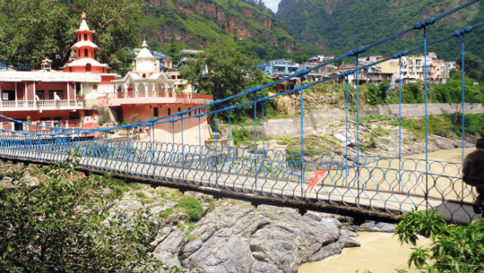 अझै खुलेन झुलाघाट नाका