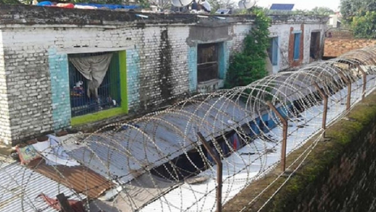 डोटीमा कैदी बन्दीसँगको भेटघाट बन्द