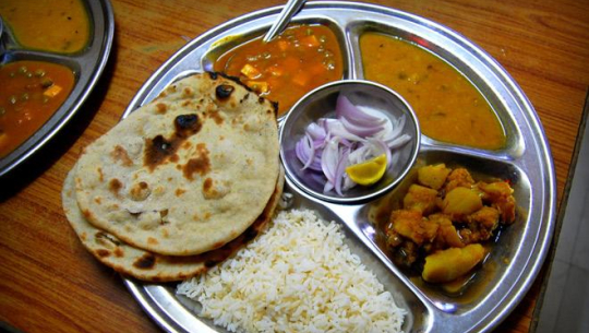 खानासँगै अचार खानुहुन्छ? यी १० कुरा थाहा पाउनुहोस्