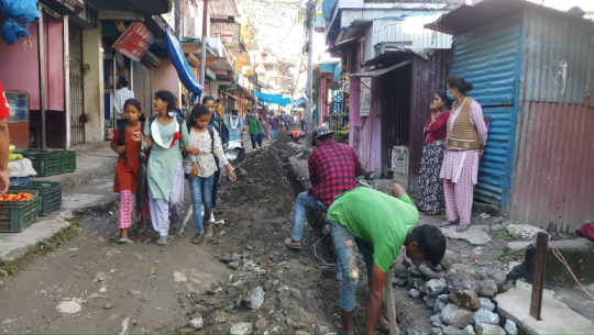 दार्चुलामा खानेपानी पाइप लाइनको काम धमाधम