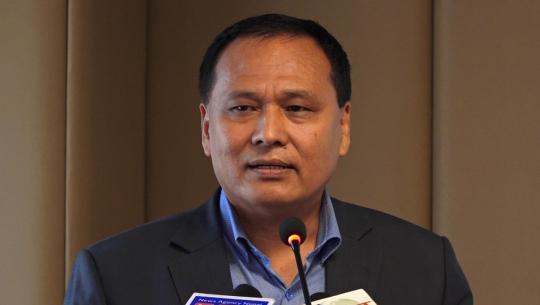 कुलमान घिसिङलाई कोरोना संक्रमण