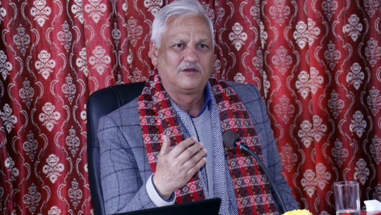 कैलाली–४ मा एमालेका लेखराज भट्टले उम्मेदवारी दर्ता