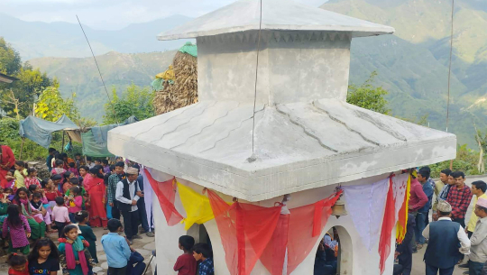 विदेशमा रहेका युवाहरुकोे सहयोगमा बैतडीमा मन्दिर निर्माण 