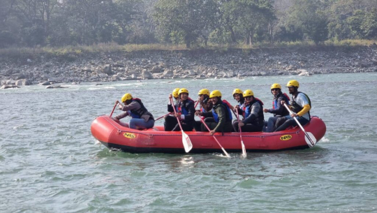 महाकालीमा व्यवसायीक रुपमा र्‍याफ्टिङ गरिँदै