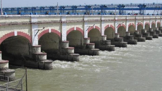 शारदा ब्यारेजमा चारपाङ्ग्रे सवारी सञ्चालनमा रोक