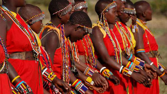 जहाँका मानिस पाहुनाको हातमा थुकेर स्वागत गर्दछन्!