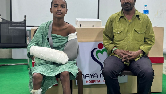 भारतमा दुवै हातखुट्टा भाँचिएका रुपेशको माया मेट्रोले गर्‍यो निःशुल्क शल्यक्रिया