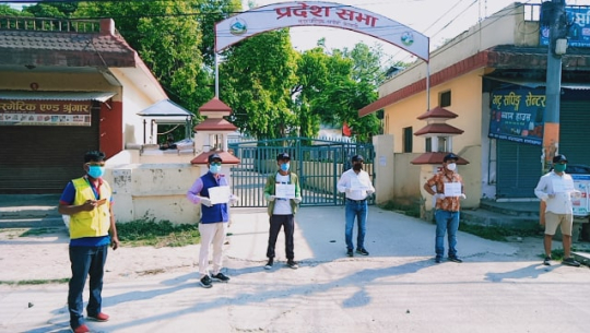 धनगढीमा लकडाउनका बीच सरकार विरुद्ध उत्रियो नेविसंघ