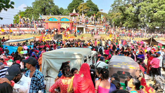 बैतडीको निङ्गलाशैनीमा जात्रा, पशुबली दिइने 