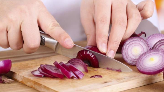 सर्वसाधारणले प्याज खान छाडे