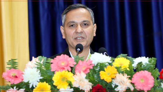 गृहमन्त्रीद्वारा निर्वाचनको ‘मनिटरिङ’