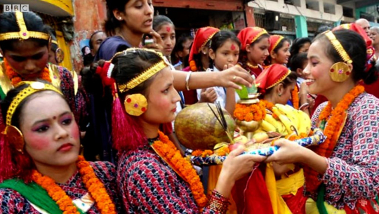 सुदूरपश्चिममा राति देउसीभैलो खेल्न प्रशासनको रोक किन ?