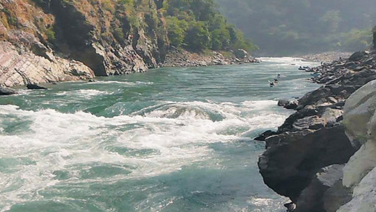 सेती नदीमा बगेर बालक बेपत्ता