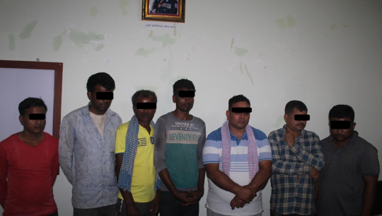 कैलाली प्रहरीको हिरासतबाट छुटाईदिने भन्दै रकम असुल्ने ४ सहित ७ जना पक्राउ