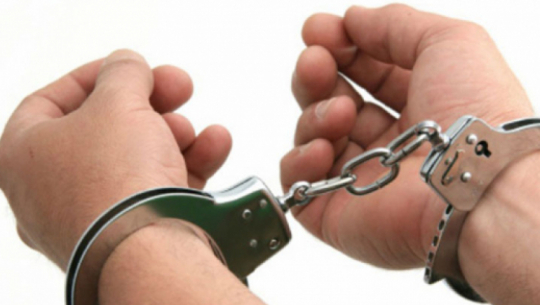 21-year-old arrested for possessing drugs in Bhajani