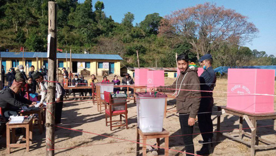प्रधानमन्त्रीको गृहजिल्लामा ५६ प्रतिशत मत खस्यो 