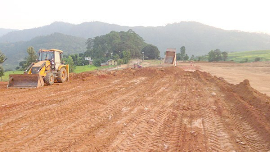 पाटन विमानस्थल कालोपत्रेको कामले गति लिन सकेन