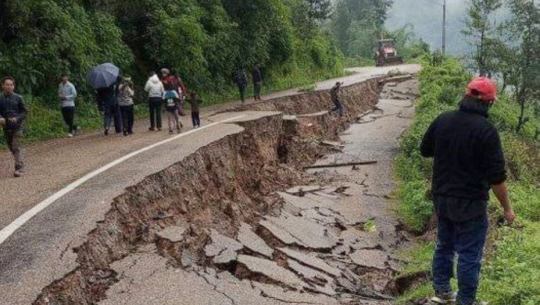 Police's advisory for travelling only after taking stock of road condition