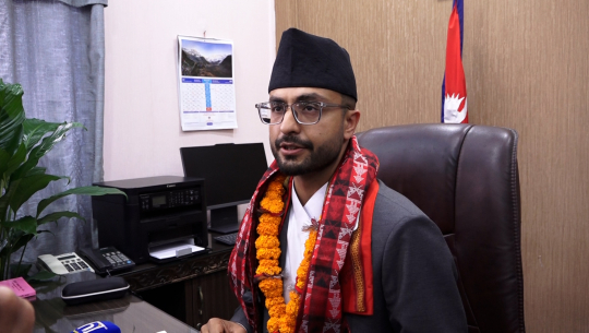  सरकारको प्रवक्ताकाे जिम्मेवारी शिक्षामन्त्री सस्मित पोखरेललाई  