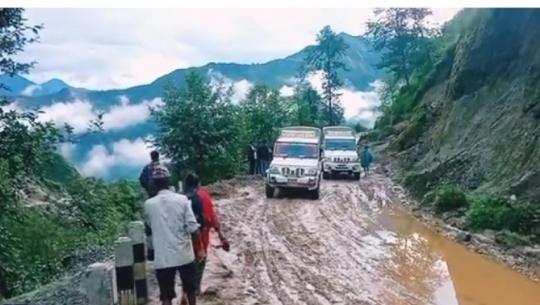 Frequent landslides disrupt daily life in Purchaodi municipality