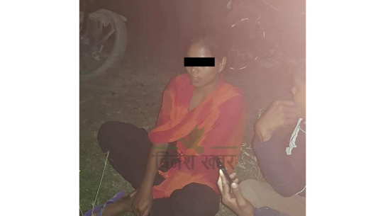 कैलालीमा लैङ्गिक हिंसा विरुद्धको अभियान चलेकै बेला श्रीमानले घरबाट निकाले