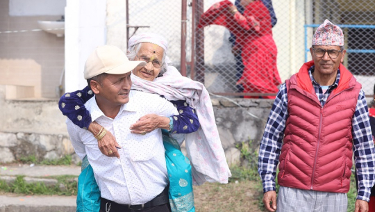 मतदान गर्न बेलुकी ५ बजेसम्म नकुर्नुस् : निर्वाचन आयाेग 