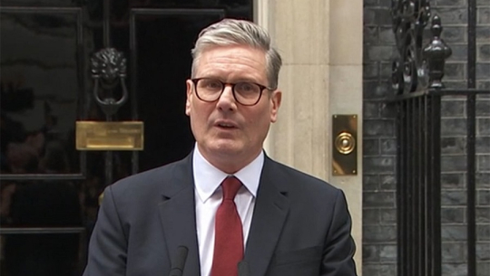 बेलायती प्रधानमन्त्रीद्वारा अनियमित आप्रवासन उन्मूलनमा सघाउन अन्तर्राष्ट्रिय समुदायलाई आह्वान