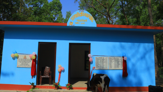 Temporary traffic police post building constructed in Syaule with community support