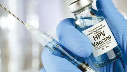 बझाङमा १२ हजार किशोरीलाई एचपिभी खोप लगाइँदै