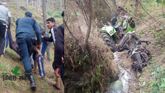 डोटीमा ट्याक्टर दुर्घटना, चालक घाइते