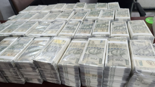 Five arrested in Kanchanpur with fake currency, including three Indian nationals