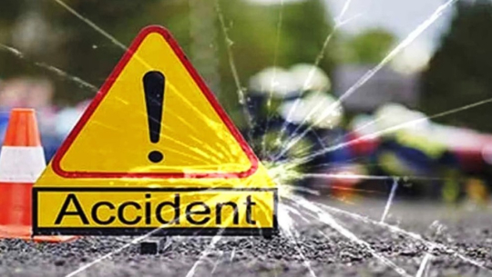 ट्रक र कन्टेनर ठोक्किँदा कन्टेनर चालकको मृत्यु