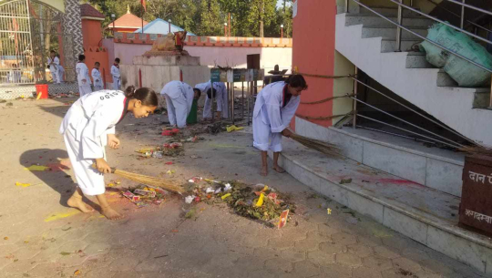 कैलाली मोडेल तेक्वान्दो डोजाङबाट शिवपुरी धाममा सरसफाइ 