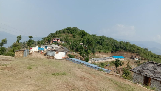 अछाममा विद्यालय बन्द गरी सबै शिक्षक भ्रमणमा