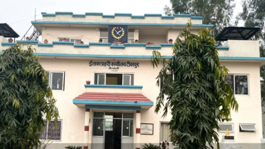 कैलालीमा प्रहरी कार्यालयको छतबाट खसेर प्रहरी जवानको मृत्यु