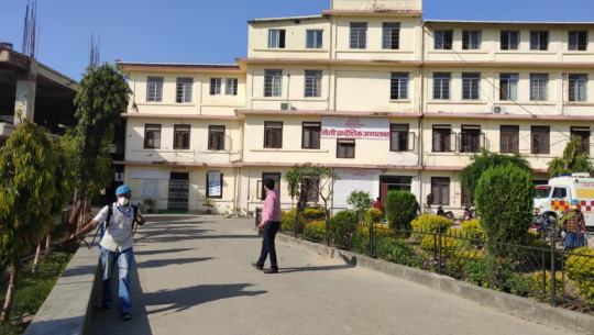 सेती अस्पताल कोरोना विशेष, अन्य बिरामी पनि जोखिममा