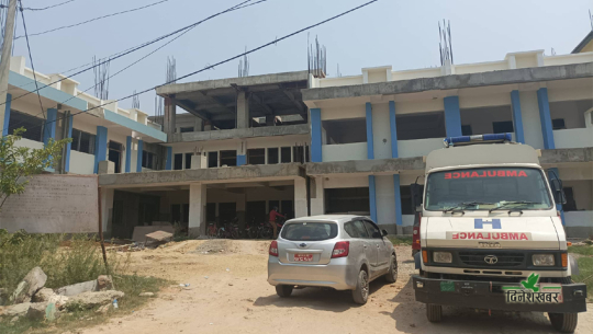 सेती अस्पतालका लागि निर्माणाधिन भवन साढे चार वर्षदेखि अधुरै
