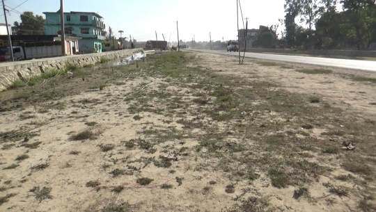 मोहनापुल–अत्तरिया ६ लेन सडक निर्माणमा लापरवाही