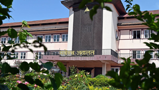 सामाजिक सञ्जालमाथिको प्रतिबन्धविरुद्ध सर्वोच्चमा रिट