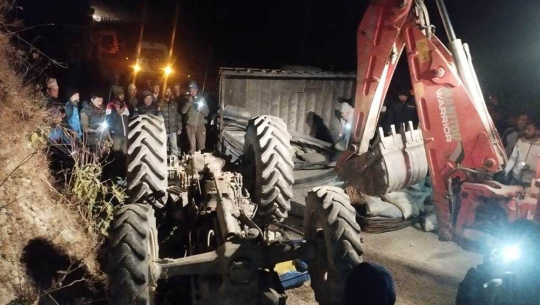 बाजुरामा ट्याक्टर दुर्घटना हुँदा ४ जनाको घटनास्थलमै मृत्यु