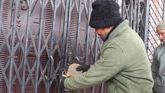 Ward office in Attariya reopens after 10-day lockout over DDC relocation