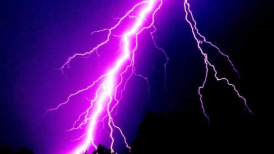 डडेल्धुरामा चट्टयाङ लागेर १३ घाईते, २ को अवस्था चिन्ताजनक