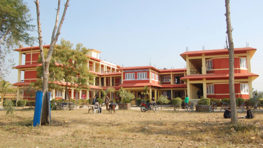 राजनीतिक आडमा टीकापुरमा क्याम्पसकै तीन सय बिघा जमिन कब्जा