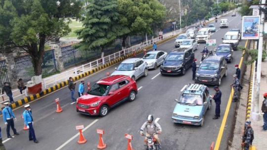 ट्राफिक कारबाहीबाट पाँच लाख ६५ हजार राजस्व सङ्कलन