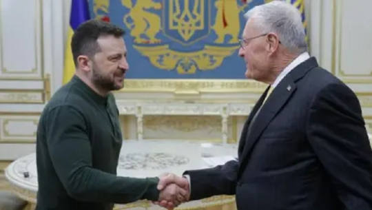 युक्रेनका राष्ट्रपति जेलेन्स्कीलाई खनिज सम्झौताका लागि वार्तामा फर्किन अमेरिकाको आग्रह