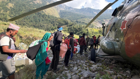 बूढीगण्डकी बाढीः प्रभावित क्षेत्रबाट एक हजार बढीको हेलि उद्धार